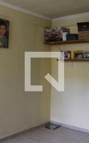 Casa à venda com 244m², 4 quartos e 10 vagasQuarto/Escritório
