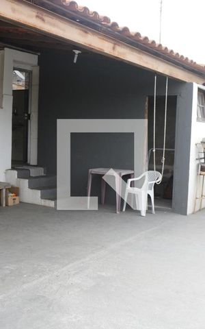 Casa à venda com 244m², 4 quartos e 10 vagasÁrea de serviço