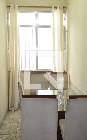 Apartamento à venda com 74m², 2 quartos e sem vagaSala
