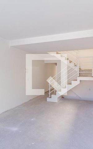 Casa à venda com 135m², 3 quartos e 4 vagasSala