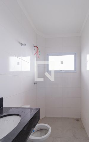 Casa à venda com 135m², 3 quartos e 4 vagasBanheiro da suíte 1