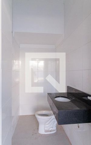Casa à venda com 135m², 3 quartos e 4 vagasBanheiro de serviço