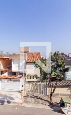 Casa à venda com 135m², 3 quartos e 4 vagasVista da suíte 1