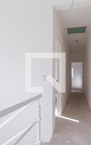 Casa à venda com 135m², 3 quartos e 4 vagasCorredor