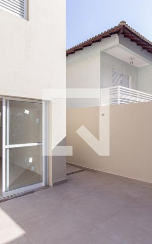 Casa à venda com 135m², 3 quartos e 4 vagasQuintal