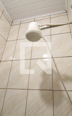 Casa à venda com 180m², 2 quartos e 2 vagasBanheiro