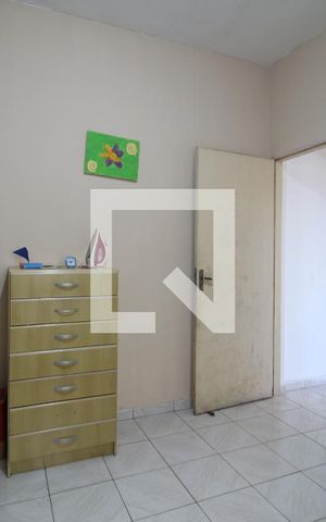 Casa à venda com 180m², 2 quartos e 2 vagasQuarto