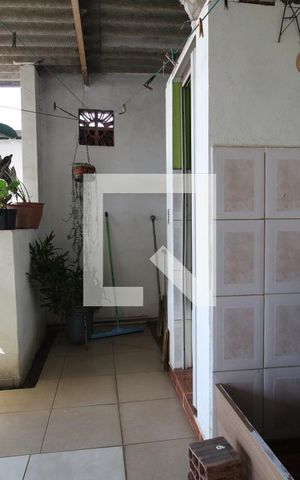 Casa à venda com 180m², 2 quartos e 2 vagasÁrea de Serviço