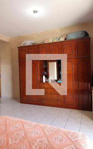 Casa à venda com 180m², 2 quartos e 2 vagasQuarto 2