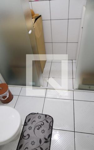 Casa à venda com 180m², 2 quartos e 2 vagasBanheiro 2