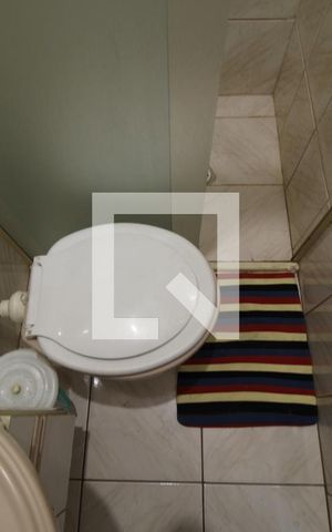 Casa à venda com 180m², 2 quartos e 2 vagasBanheiro