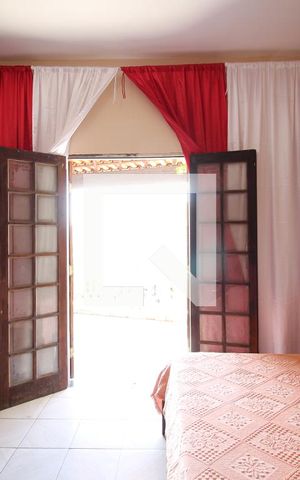 Casa à venda com 180m², 2 quartos e 2 vagasQuarto 2