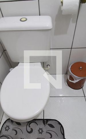 Casa à venda com 180m², 2 quartos e 2 vagasBanheiro 2
