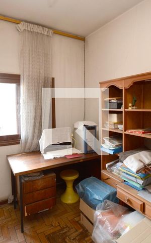 Casa à venda com 201m², 3 quartos e 2 vagasQuarto 3