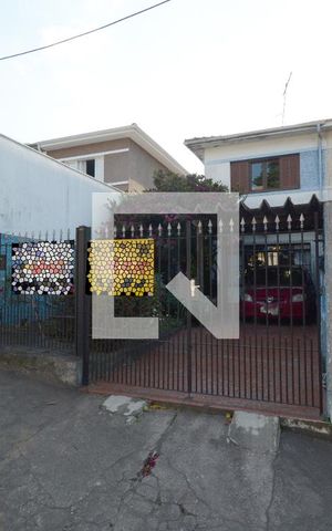 Casa à venda com 201m², 3 quartos e 2 vagasFachada