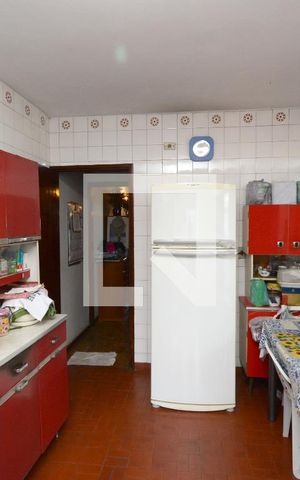 Casa à venda com 201m², 3 quartos e 2 vagasCozinha