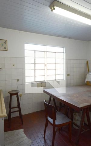 Casa à venda com 201m², 3 quartos e 2 vagasÁrea externa - Salão
