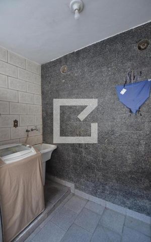 Casa à venda com 230m², 4 quartos e 2 vagasÁrea de Serviço