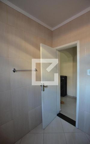 Casa à venda com 230m², 4 quartos e 2 vagasBanheiro Social