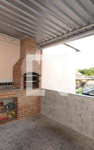 Casa à venda com 230m², 4 quartos e 2 vagasChurrasqueira