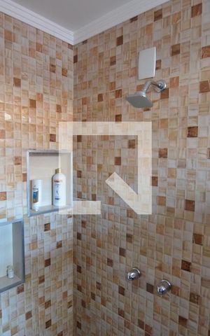 Casa à venda com 230m², 4 quartos e 2 vagasBanheiro Social
