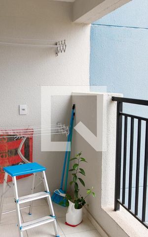 Apartamento à venda com 55m², 2 quartos e 1 vaga Apartamento à venda com 55m², 2 quartos e 1 vagaSacada/ Lavanderia