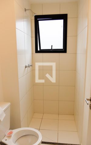 Apartamento à venda com 55m², 2 quartos e 1 vaga Apartamento à venda com 55m², 2 quartos e 1 vagaBanheiro Social
