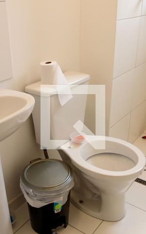 Apartamento à venda com 55m², 2 quartos e 1 vaga Apartamento à venda com 55m², 2 quartos e 1 vagaBanheiro Social