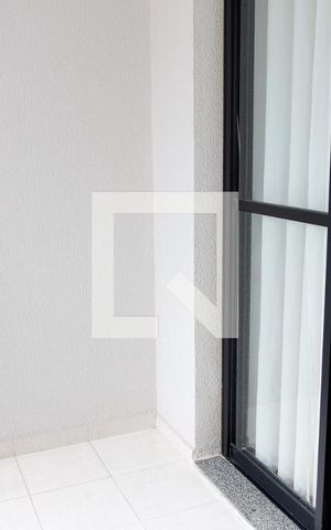 Apartamento à venda com 55m², 2 quartos e 1 vaga Apartamento à venda com 55m², 2 quartos e 1 vagaSacada/ Lavanderia