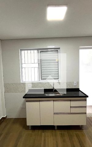 Studio para alugar com 20m², 1 quarto e sem vaga Studio para alugar com 20m², 1 quarto e sem vagaCozinha