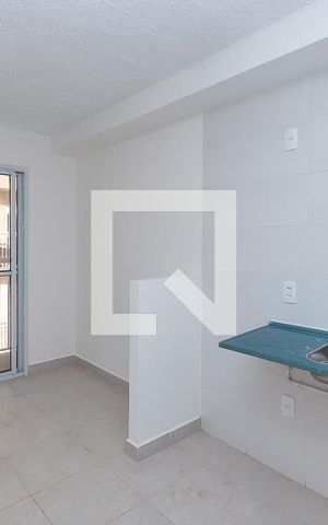 Apartamento à venda com 35m², 2 quartos e sem vaga Apartamento à venda com 35m², 2 quartos e sem vagaSala/Cozinha