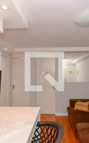 Apartamento à venda com 49m², 2 quartos e 1 vaga Apartamento à venda com 49m², 2 quartos e 1 vagaSala