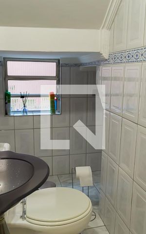 Casa à venda com 160m², 3 quartos e 4 vagas Casa à venda com 160m², 3 quartos e 4 vagasLavabo