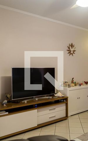 Casa à venda com 160m², 3 quartos e 4 vagas Casa à venda com 160m², 3 quartos e 4 vagasSala