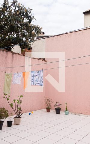 Casa à venda com 160m², 3 quartos e 4 vagas Casa à venda com 160m², 3 quartos e 4 vagasQuintal