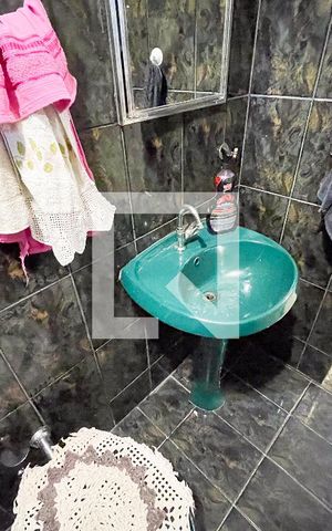 Casa à venda com 126m², 3 quartos e 1 vaga Casa à venda com 126m², 3 quartos e 1 vagaBanheiro Social