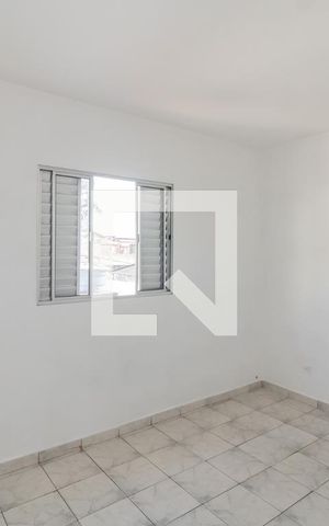 Casa para alugar com 100m², 2 quartos e 1 vaga Casa para alugar com 100m², 2 quartos e 1 vagaQuarto 2