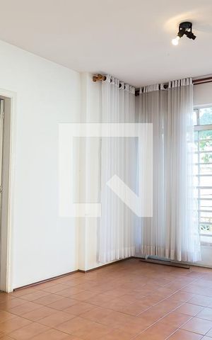 Casa à venda com 160m², 3 quartos e 1 vaga Casa à venda com 160m², 3 quartos e 1 vagaSala