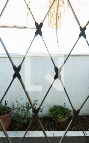 Casa à venda com 160m², 3 quartos e 1 vaga Casa à venda com 160m², 3 quartos e 1 vagaSala