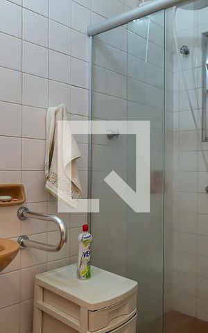 Casa à venda com 160m², 3 quartos e 1 vaga Casa à venda com 160m², 3 quartos e 1 vagaBanheiro