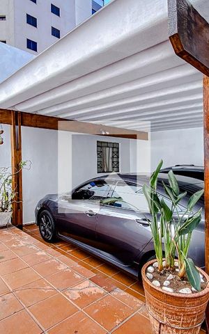 Casa à venda com 108m², 2 quartos e 2 vagasGaragem