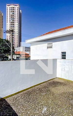 Casa à venda com 108m², 2 quartos e 2 vagasÁrea externa