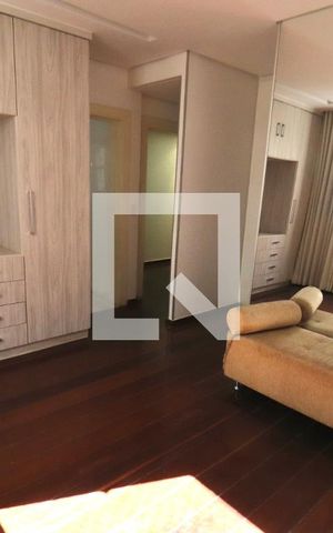 Apartamento para alugar com 242m², 4 quartos e 3 vagas Apartamento para alugar com 242m², 4 quartos e 3 vagasQuarto 1