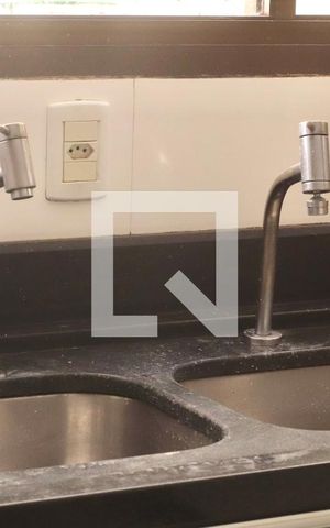 Apartamento para alugar com 242m², 4 quartos e 3 vagas Apartamento para alugar com 242m², 4 quartos e 3 vagasCozinha
