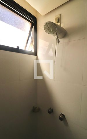 Apartamento para alugar com 242m², 4 quartos e 3 vagas Apartamento para alugar com 242m², 4 quartos e 3 vagasBanheiro 2