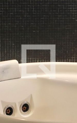 Apartamento para alugar com 242m², 4 quartos e 3 vagas Apartamento para alugar com 242m², 4 quartos e 3 vagasBanheiro 1