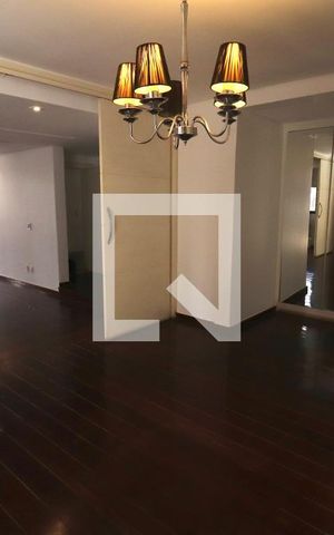 Apartamento para alugar com 242m², 4 quartos e 3 vagas Apartamento para alugar com 242m², 4 quartos e 3 vagasSala 2