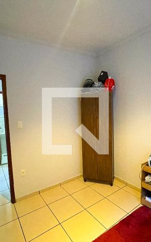 Casa à venda com 250m², 6 quartos e 8 vagasQuarto 2