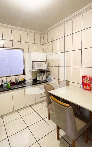 Casa à venda com 250m², 6 quartos e 8 vagasCozinha