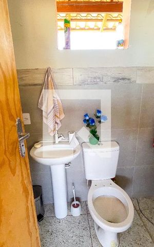 Casa à venda com 250m², 6 quartos e 8 vagasBanheiro terraço